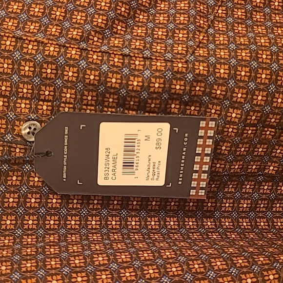 Ben Sherman Carmel Shirt Sleeve Button Down NWT - Picture 2 of 4